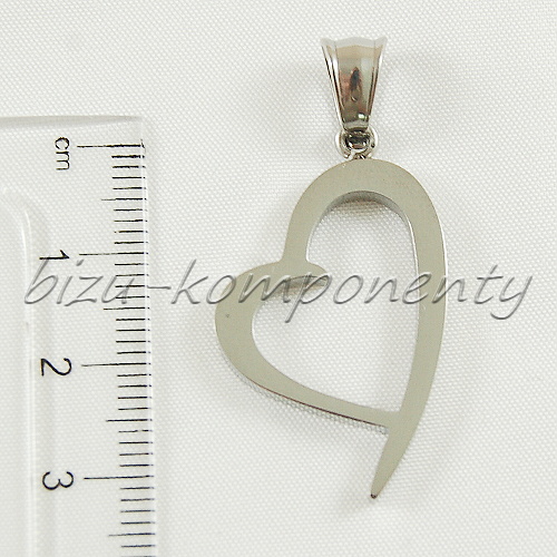 Dvě srdce, chirurgická ocel