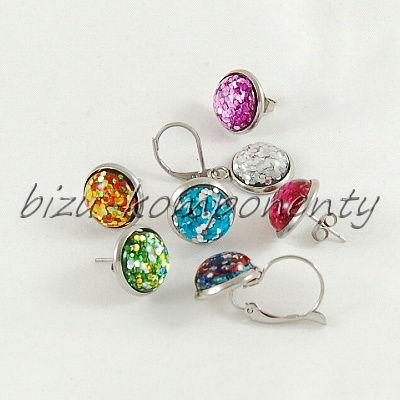 Červený šupinkový kabošon, 12 mm