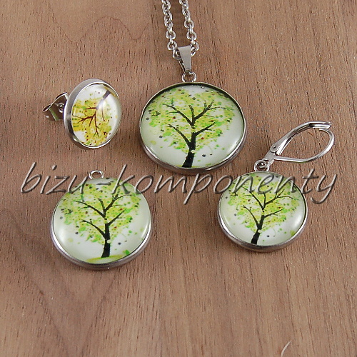 Skleněný kabošon světle zelený srdíčkový strom, 18 mm