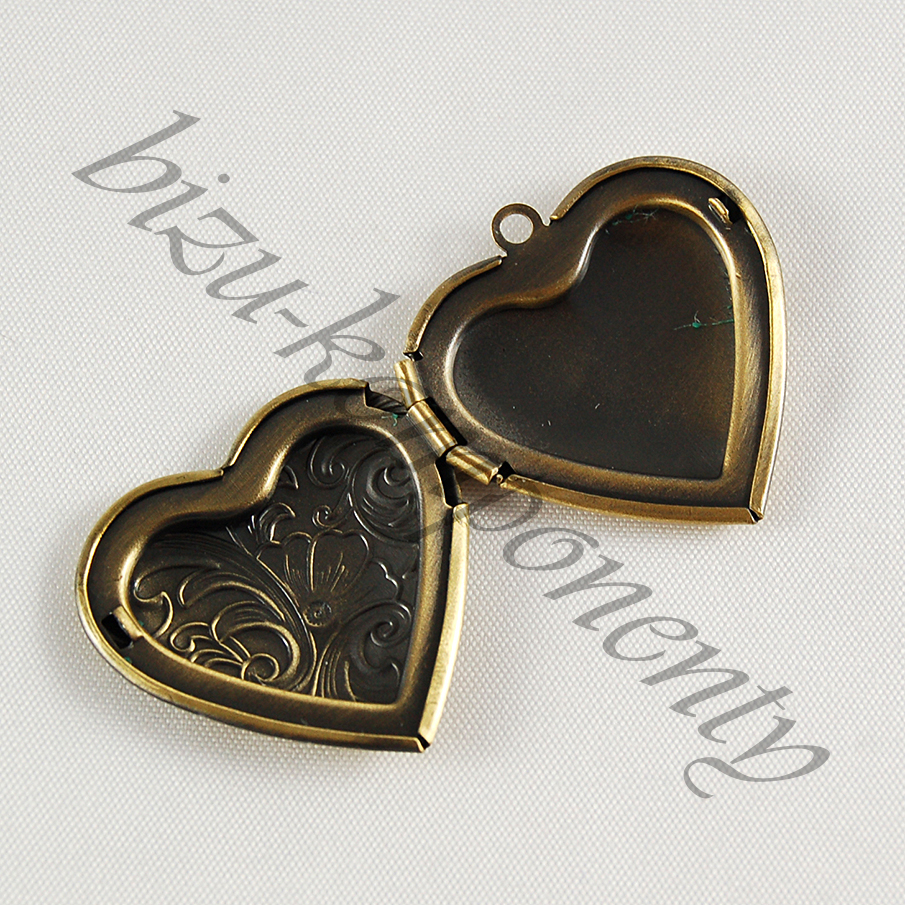 Medailon - srdce bronzové barvy