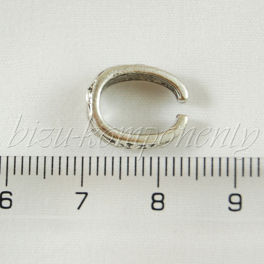 Masivní šlupna stříbrné barvy