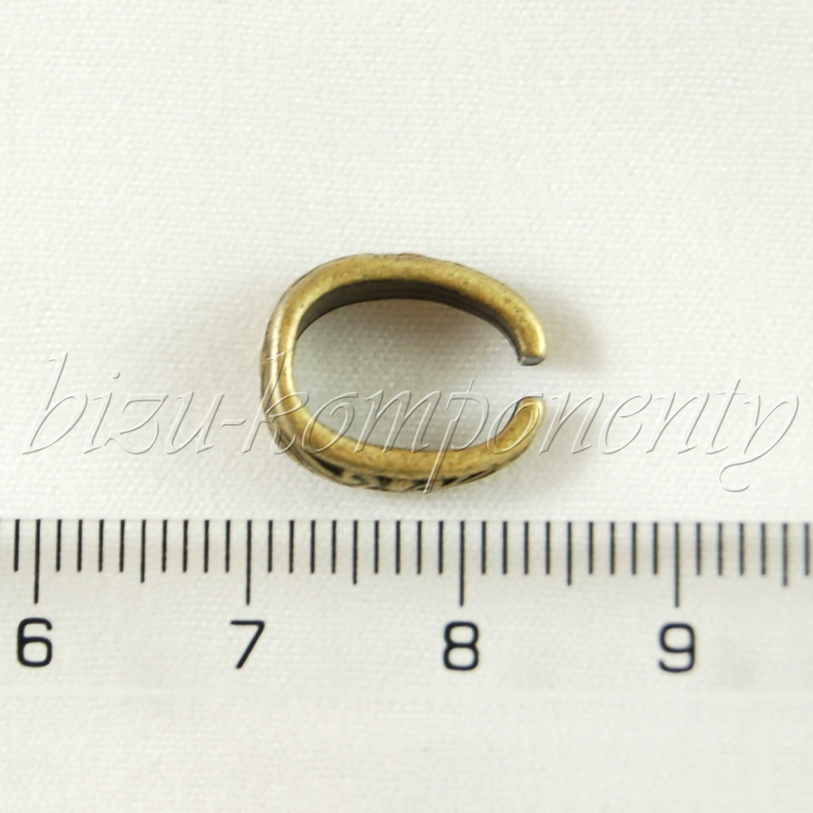 Masivní šlupna bronzové barvy