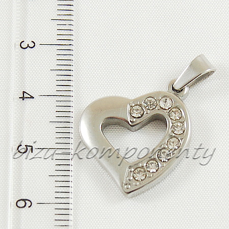 Srdce s čirými šatony, chirurgická ocel