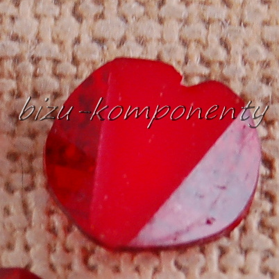 Červený kabošon srdce