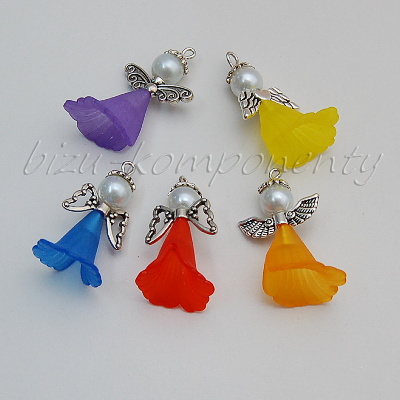 Sada na výrobu pěti žlutých rozevlátých andílků