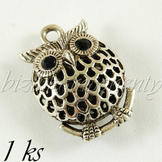 Větší 3D sova baculka, stříbrná barva