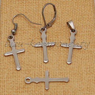 Křížek, 24x12mm, chirurgická ocel