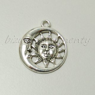 Slunce a měsíc, stříbrná barva