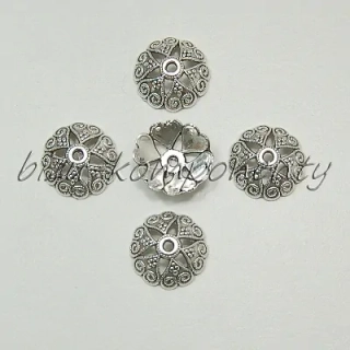 Kaplík stříbrné barvy 1ks