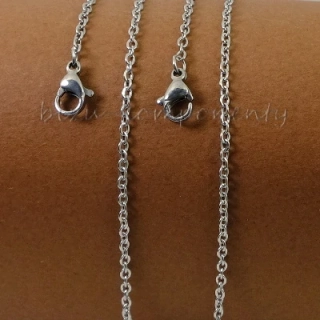 Jemný řetízek z oceli, ploché články 2x1,5mm, 50cm