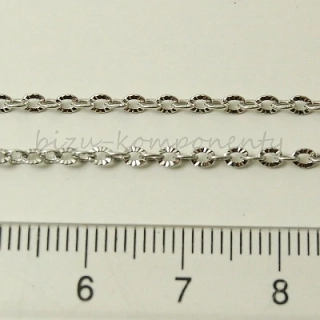 Jemný zdobený řetízek z oceli 3x2mm 