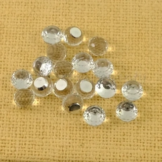 Broušený korálek 6mm s ploškou, čirý