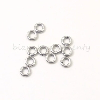 Jednoduchý spojovací kroužek z oceli - 4x1mm - 50ks