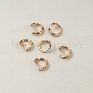 Jednoduchý spojovací kroužek z oceli, zlatorůžová barva- 5x1mm - 10ks