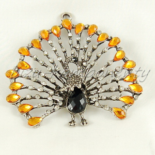 Veliký páv s černým bříškem