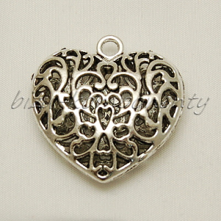 Menší 3D srdce, stříbrná barva