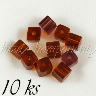 Hnědé skleněné kostičky 6mm 10ks