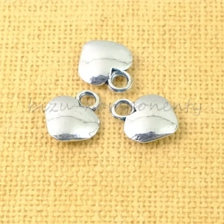 Malé 3D srdíčko, stříbrná barva